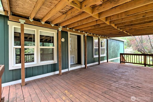 4080 W Shelton Matlock Road, Shelton, WA 98584