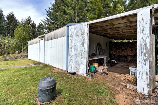 4080 W Shelton Matlock Road, Shelton, WA 98584