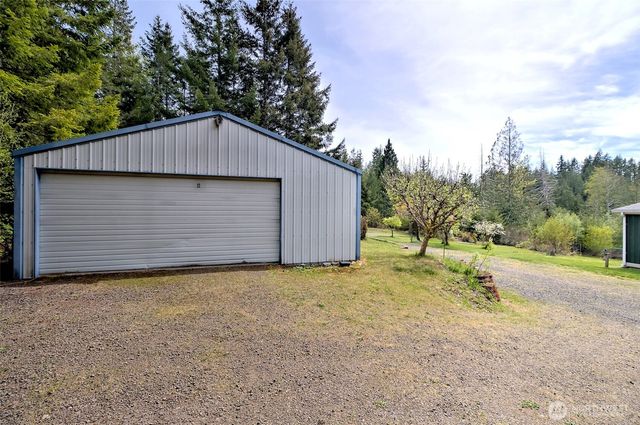 4080 W Shelton Matlock Road, Shelton, WA 98584