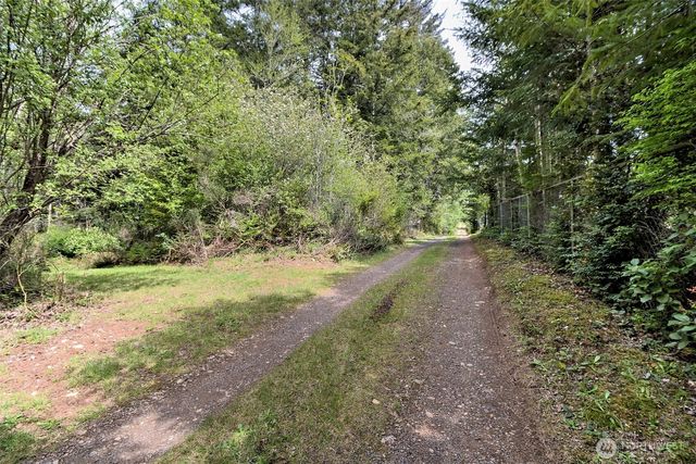 4080 W Shelton Matlock Road, Shelton, WA 98584