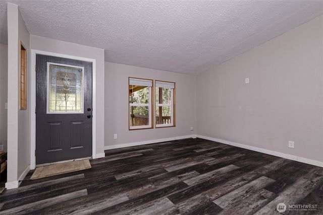 4080 W Shelton Matlock Road, Shelton, WA 98584