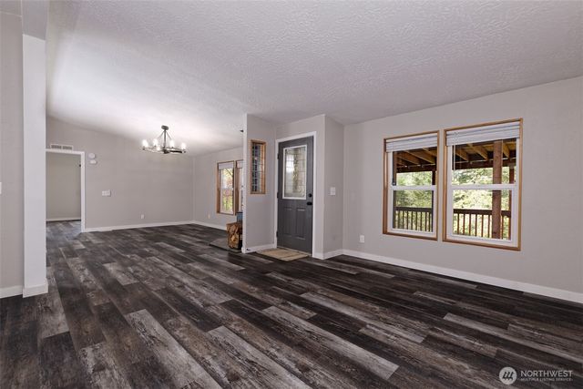 4080 W Shelton Matlock Road, Shelton, WA 98584