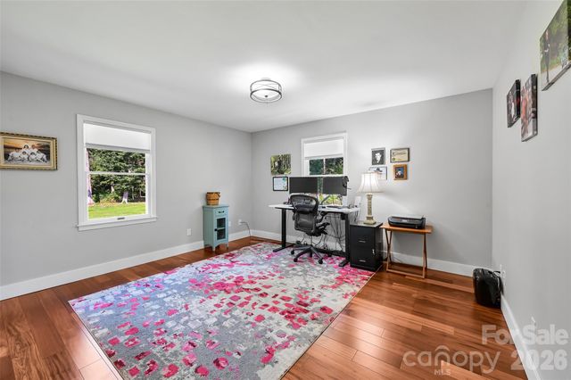 507 Fenwick Court, Hendersonville, NC 28739