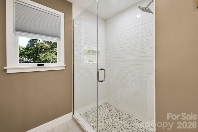 507 Fenwick Court, Hendersonville, NC 28739