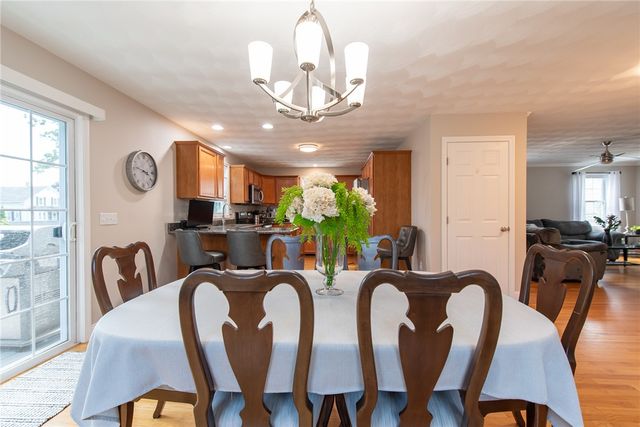 1289 Diamond Hill Road, Woonsocket, RI 02895