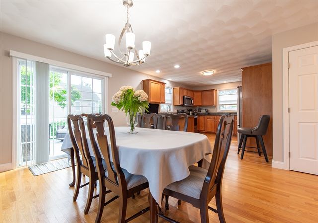 1289 Diamond Hill Road, Woonsocket, RI 02895