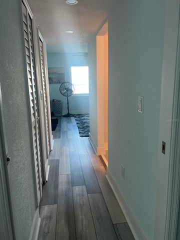 7200 SUNSHINE SKYWAY LANE S 15F, St Petersburg, FL 33711