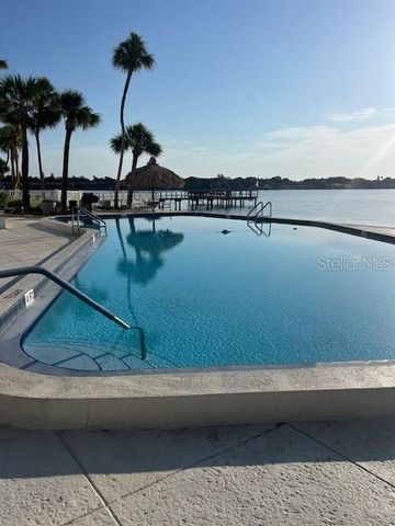 7200 SUNSHINE SKYWAY LANE S 15F, St Petersburg, FL 33711