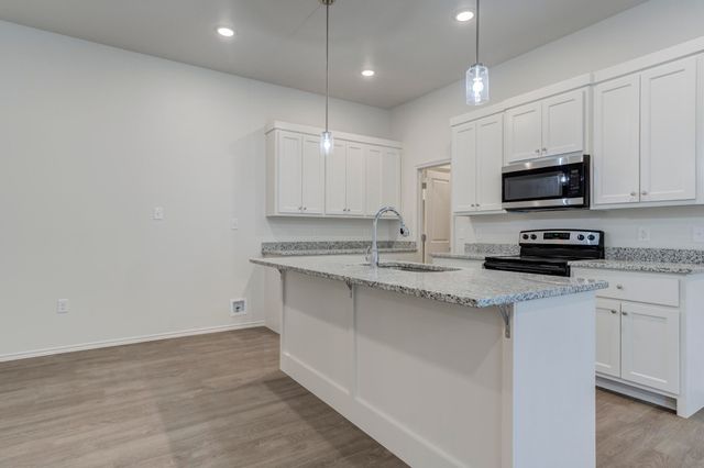 7007 40th Street, Lubbock, TX 79407