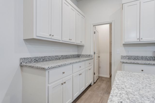 7007 40th Street, Lubbock, TX 79407