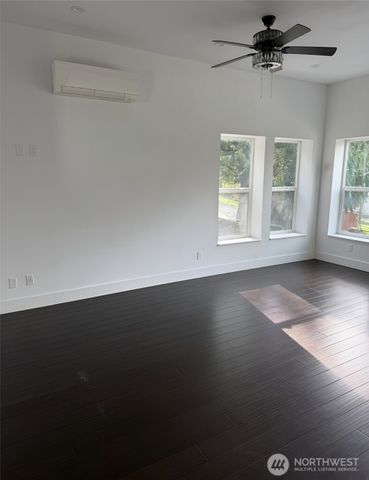 7500 NE Harborview Drive, Poulsbo, WA 98370