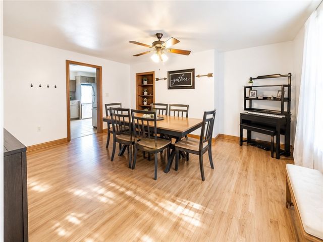 2067 Broadway Ave, Hempfield Twp, PA 15601