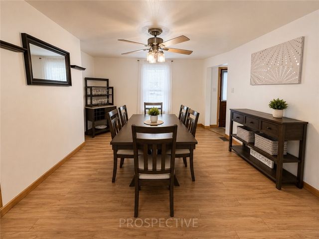 2067 Broadway Ave, Hempfield Twp, PA 15601