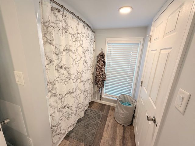 2067 Broadway Ave, Hempfield Twp, PA 15601