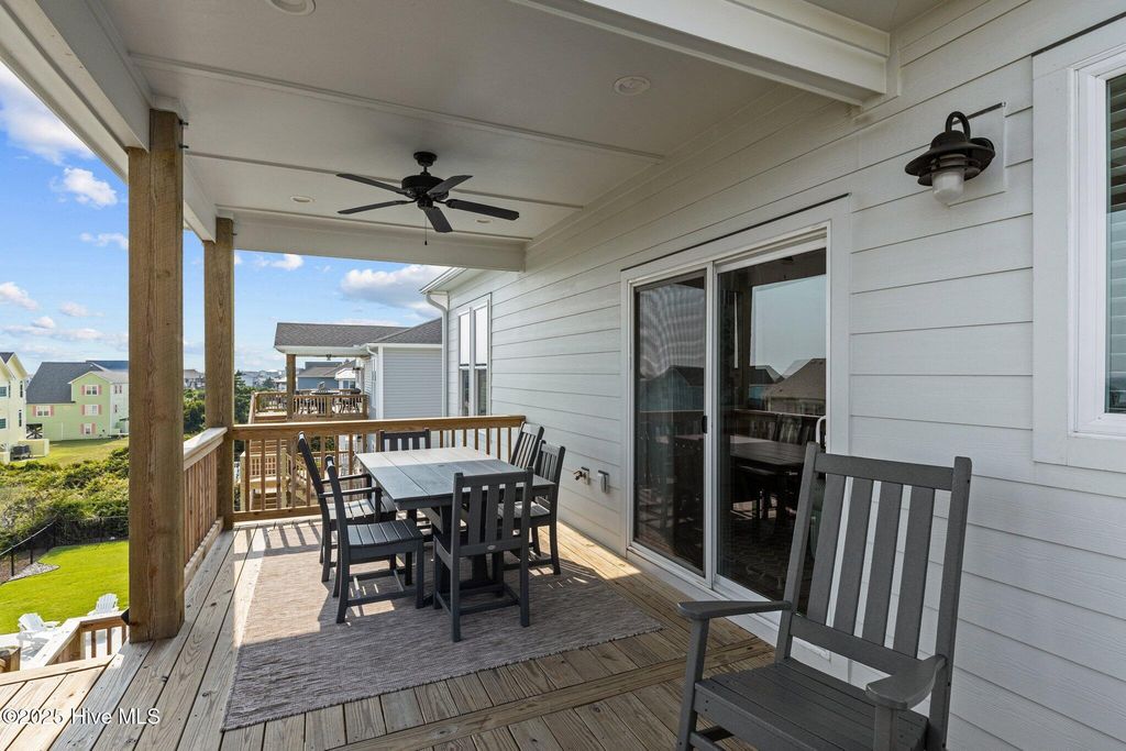 Image 42 of property listing at 1903 Emerald Drive, Emerald Isle, NC 28594