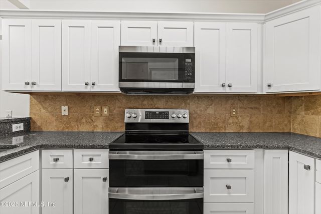 4055 WATERWAY Court, Jacksonville, FL 32223