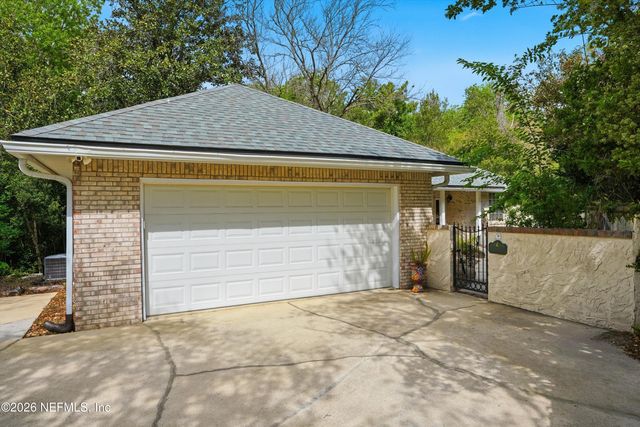 4055 WATERWAY Court, Jacksonville, FL 32223