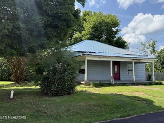 16 Saint Francis St, Englewood, TN 37329