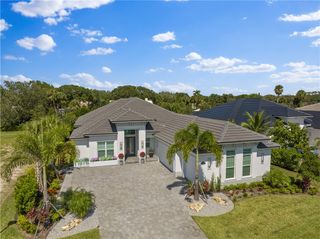 220 Strand Square, Vero Beach, FL 32963