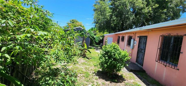 901 NE 160th Ter, North Miami Beach, FL 33162