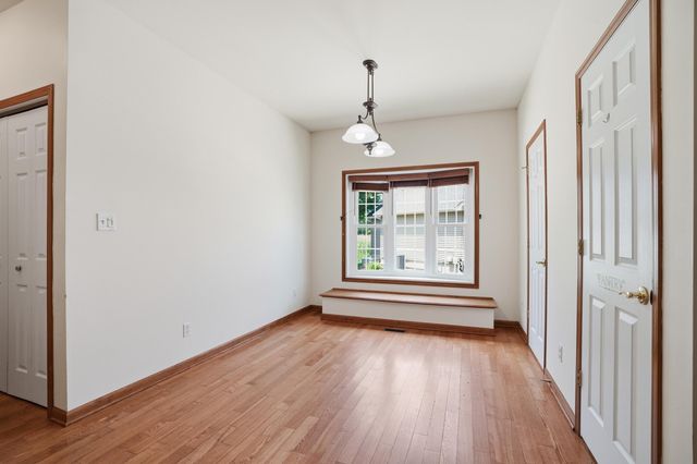 597 O'hagan Drive, Crown Point, IN 46307