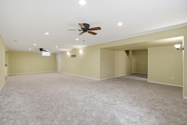 597 O'hagan Drive, Crown Point, IN 46307
