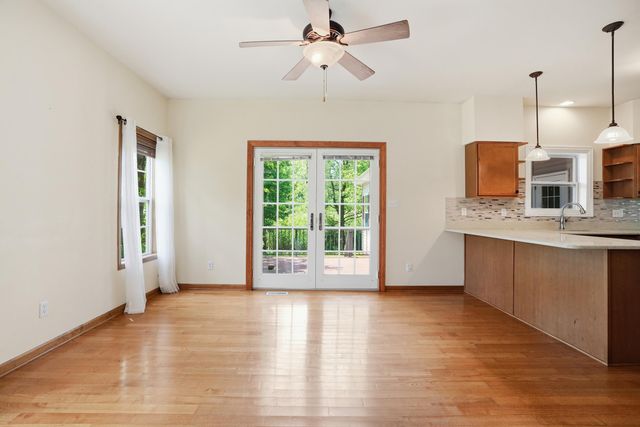 597 O'hagan Drive, Crown Point, IN 46307