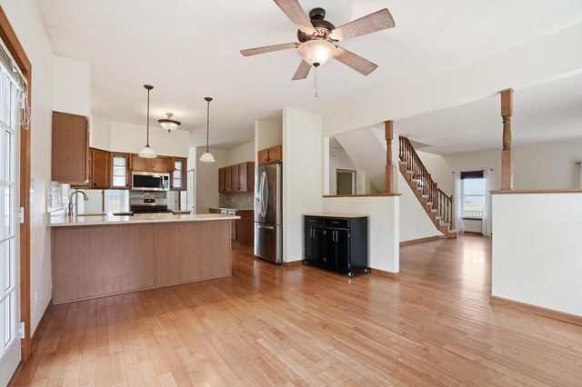 597 O'hagan Drive, Crown Point, IN 46307