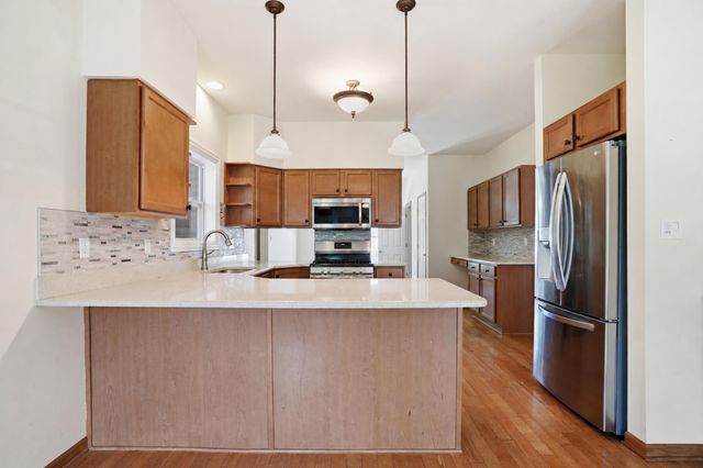 597 O'hagan Drive, Crown Point, IN 46307