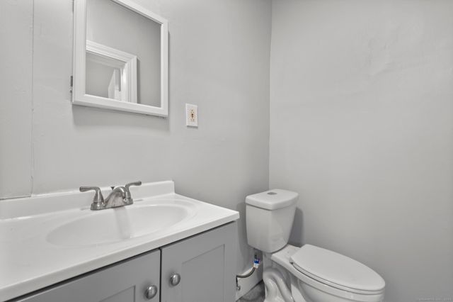 25 Whittier Street, Bridgeport, CT 06605