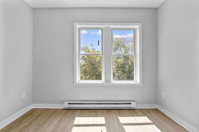 25 Whittier Street, Bridgeport, CT 06605