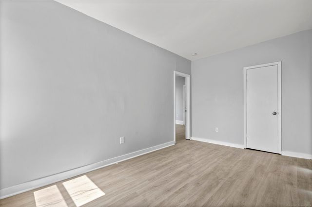 25 Whittier Street, Bridgeport, CT 06605