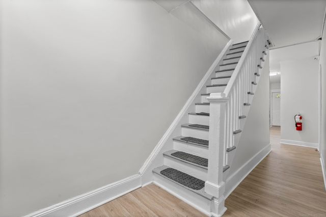 25 Whittier Street, Bridgeport, CT 06605