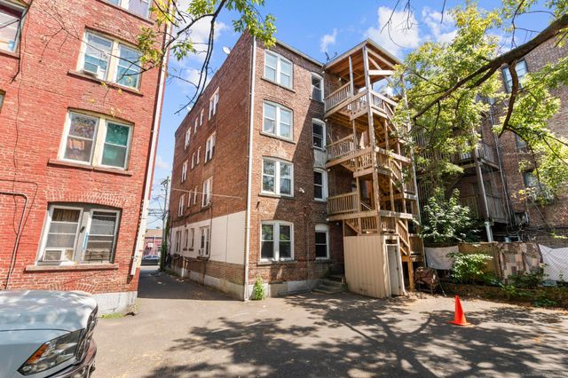 25 Whittier Street, Bridgeport, CT 06605