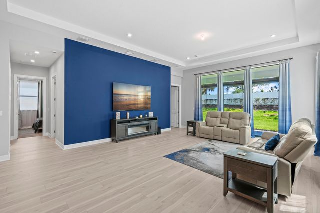 2752 SE Ashfield Drive, Port St. Lucie, Port St Lucie, FL 34984