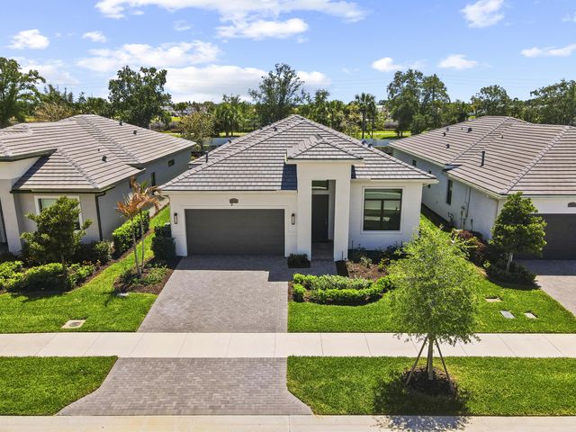 2752 SE Ashfield Drive, Port St. Lucie, Port St Lucie, FL 34984