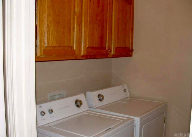 2705 mackenzie, Conway, AR 72034