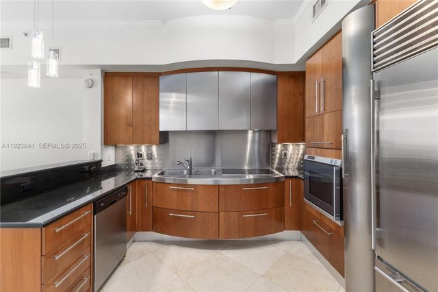 18101 Collins Ave 906, Sunny Isles Beach, FL 33160