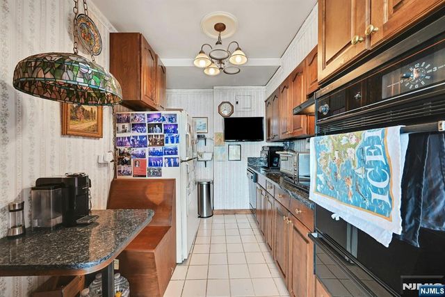 1 Horizon Road 1220, Fort Lee, NJ 07024
