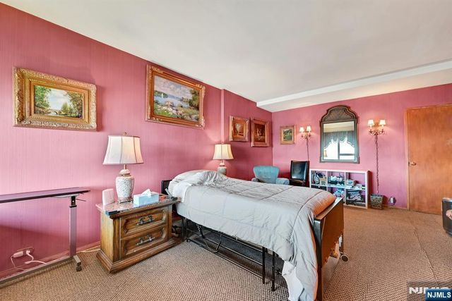 1 Horizon Road 1220, Fort Lee, NJ 07024