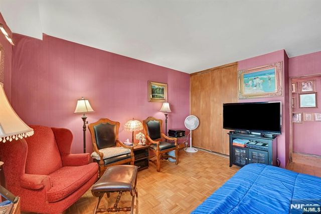 1 Horizon Road 1220, Fort Lee, NJ 07024