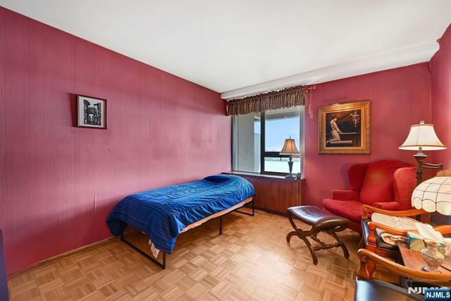 1 Horizon Road 1220, Fort Lee, NJ 07024