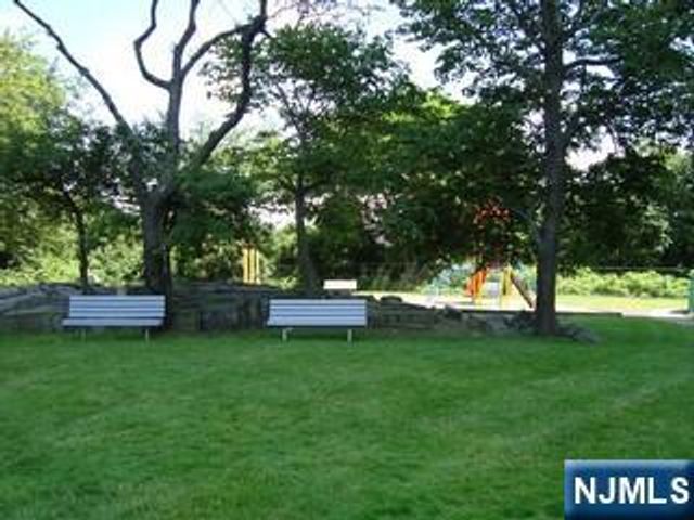 1 Horizon Road 1220, Fort Lee, NJ 07024