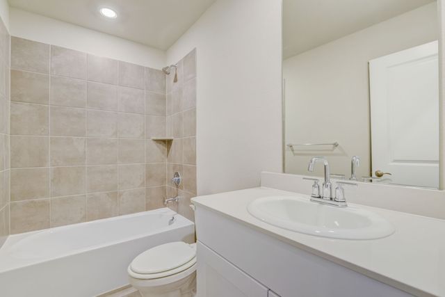 811 Easthill Drive, Princeton, TX 75071