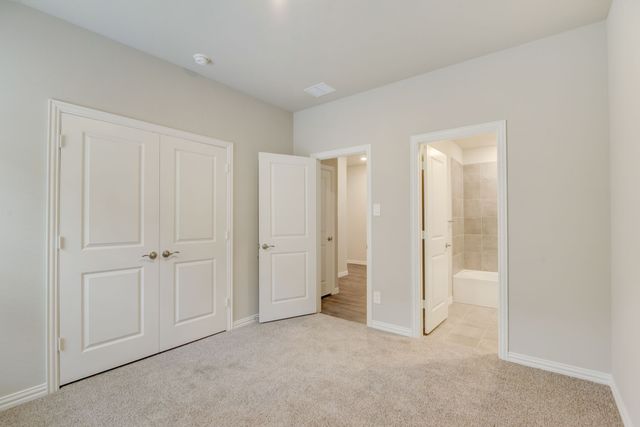 811 Easthill Drive, Princeton, TX 75071