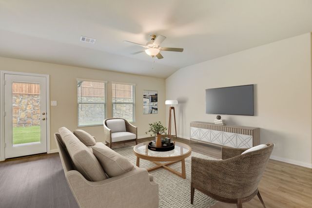811 Easthill Drive, Princeton, TX 75071