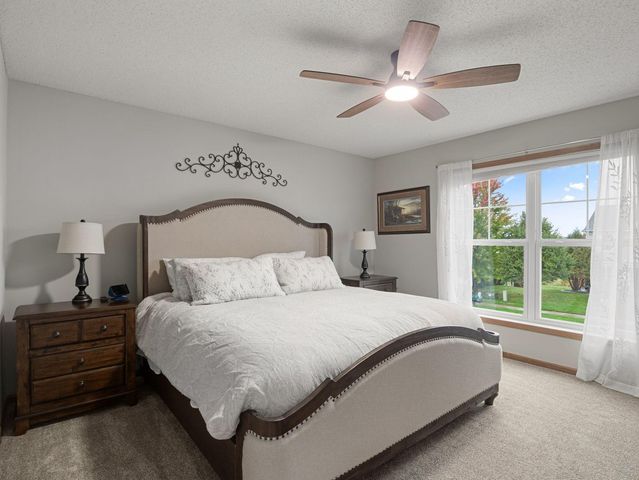 5475 Trailhead Lane SE, Prior Lake, MN 55372