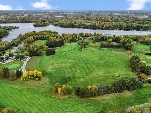 5475 Trailhead Lane SE, Prior Lake, MN 55372