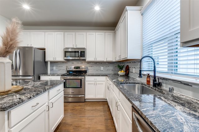 1320 Palm Springs Lane, Dallas, TX 75204