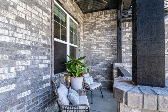 1140 Carrara Street, Tontitown, AR 72762